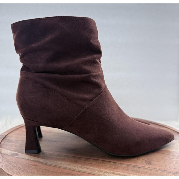 Naturalizer Tribute Boots Womens Size 10M Suede Ankle Heels Pointed Toe Zip - Picture 1 of 14